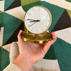 置き時計　IKEAの画像