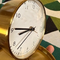 置き時計　IKEAの画像