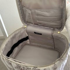 Francfranc化粧ポーチクラシックフラワー バニティポーチ L ベージュの画像