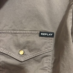 REPLAYのシャツの画像