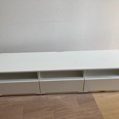 テレビボードの画像