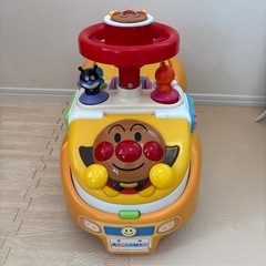 アンパンマンよくばりビジーカーの画像