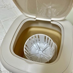 【新品未使用】ポータブル折りたたみ式洗濯機の画像