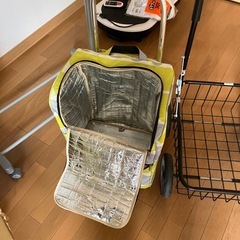買い物カート？の画像
