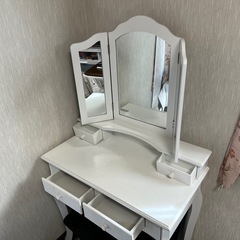ドレッサーの画像