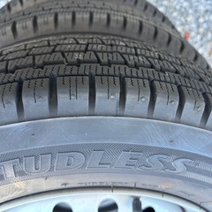 スタッドレスタイヤ　145/R12 LT　ホイール付きの画像