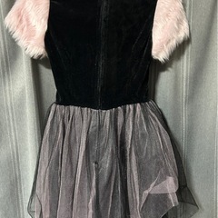 猫のカチューシャ、首輪セットのワンピースの画像