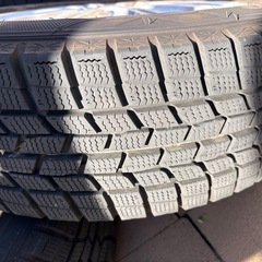 スタッドレスタイヤ　ホイル付き4本の画像