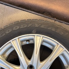 スタッドレスタイヤ　ホイル付き4本の画像