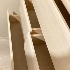 白いタンス　チェストの画像