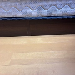 ダブルベッドの画像