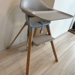 STOKKEクリックハイチェアーの画像