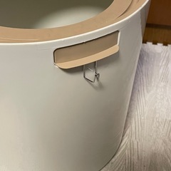 【完売カラー】アイリスオーヤマ 上から入る猫トイレ プチサイズ ホワイト（飛び散り防止）の画像