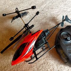 【中古】ヘリコプター型ドローンの画像