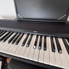電子ピアノの画像