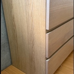 IKEA MALM チェストの画像