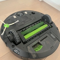 美品 ルンバ i7｜フィルター・ブラシ多数付き｜清掃完了まで全自動｜即引取OKの画像