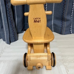 木のくるまの画像