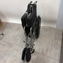 車椅子(折り畳み)の画像
