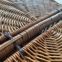 【美品】天然ラタン ピクニックバスケット（大容量・横45cm）アンティーク調の画像