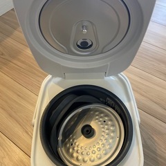 【訳あり】アイリスオーヤマ　炊飯器　　　の画像
