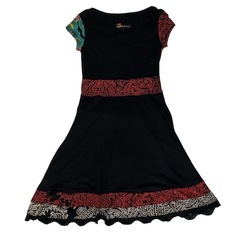 【desigual】マンダラ柄 ビーズ刺繍 半袖ワンピース 黒Mの画像