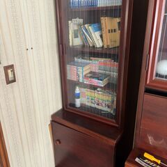 机になる本棚？と本棚をセットで！引き取り限定です（2階から降ろすのに人手が要ります）の画像