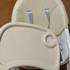 ベビーチェア　食事椅子　テーブルつき付きの画像