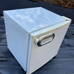 小型冷蔵庫の画像