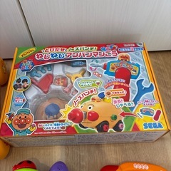 アンパンマンなど　おもちゃ　4点セットの画像