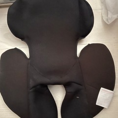 カーメート新生児から使用可能なチャイルドシートの画像
