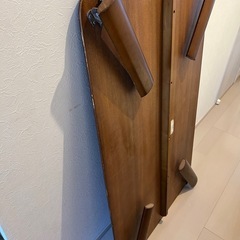 便利に使える折りたたみテーブルの画像