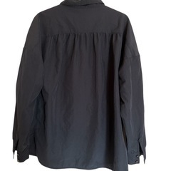 【gracis】ブラック 長袖シャツ Mサイズの画像