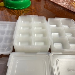 リッチェル　冷凍保存容器の画像