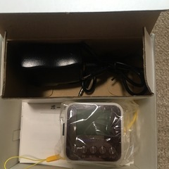 ポータブルキューブ　手のひらサイズのスピーカー付音楽プレイヤーの画像