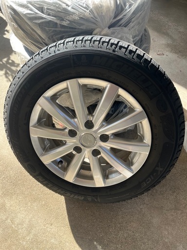 195/65R15　スタッドレス　ミシュラン　X-ICE