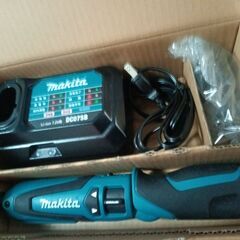 マキタ　ペンインパクト　TD021DSHSP　超美品！！の画像