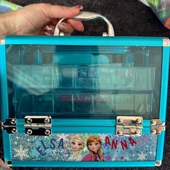 エルサアナ化粧の画像