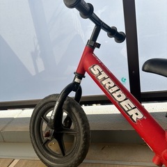 STRIDER ストライダー バランスバイク 赤 12インチの画像