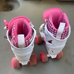 キッズ　ローラースケート　セットの画像
