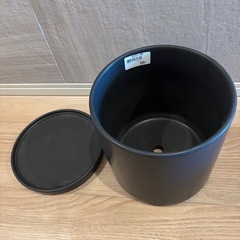 未使用:　植木鉢　外径18cmの画像