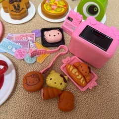 ディズニーおまちゃ　おままごと　キティーちゃんの画像