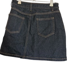 【DAZY】ブラックデニム ミニスカート フロントボタン付きの画像