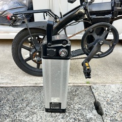 折りたたみ自転車　電動アシストの画像