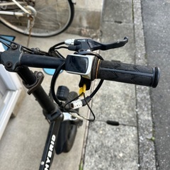 折りたたみ自転車　電動アシストの画像