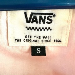 🌟年末年始大特価 VANSナイロンジャケット🌟の画像