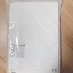 新品未開封　ユニクロ　VネックTシャツ　ホワイト　Mサイズ　メンズの画像