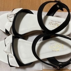 Petiem Duras  厚底サンダルの画像