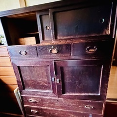 1月2日まで 超レトロな着物箪笥の画像