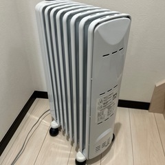 デロンギ オイルヒーター jre0812の画像
